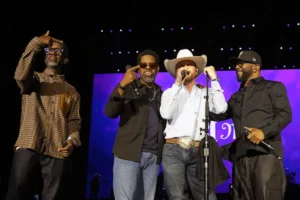 Cody Johnson Delivers Unforgettable Collaboration with Boyz II Men at Stagecoach Festival