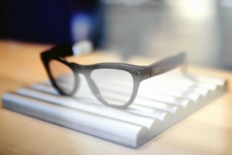 The Rise of Smart Glasses and the Eroding Boundaries of Public Privacy