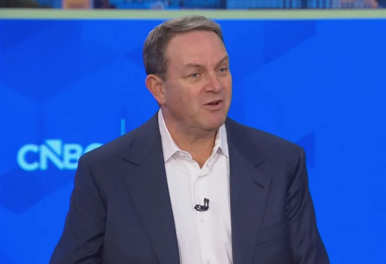 Versant Media Group Unveils Inaugural Earnings Report Following Comcast Spinout and Outlines Strategic Pivot Toward Digital Platforms