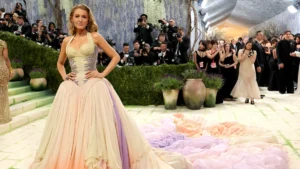 Blake Lively Justin Who?!? Arrives at Met Gala