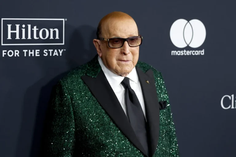 Clive Davis, Music Industry Titan and Architect of Superstardom, Dies at 94