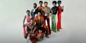 “EARTH, WIND & FIRE (TO BE CELESTIAL VS. THAT’S THE WEIGHT OF THE WORLD)” – Review