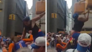 Knicks Parade One New York Strip … Street Brawl Turns Into Twerking Clinic!!!