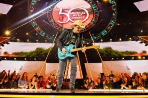Brad Paisley Reflects on Taylor Swift and Travis Kelce’s "Least Pretentious" Wedding and Philanthropic Gesture