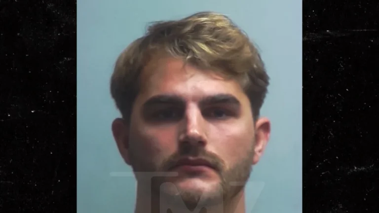 "Ultimatum" Star Blake Robertson Arrested for Allegedly Assaulting GF After Show Filmed